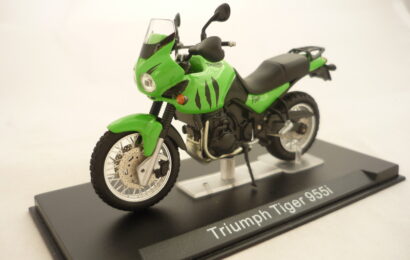 Triumph Tiger 955i Altaya 1/24