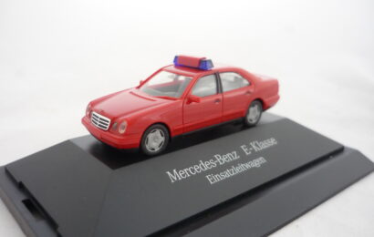 Mercedes Benz E Klasse Einsatzleitwagen Herpa 1/87
