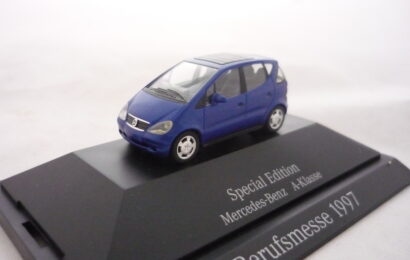 Mercedes Benz A Klasse modrý Herpa 1/87
