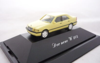 Mercedes Benz C220 Der neue W202 Herpa 1/87