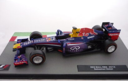 Red Bull RB9 2013 Vettel Formule F1 Altaya 1/43