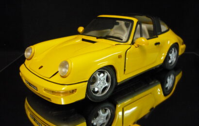 Porsche 911 Carrera 2 Anson 1/18
