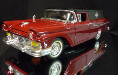 Ford Ranchero Delivery 1957 Road Legends 1/18