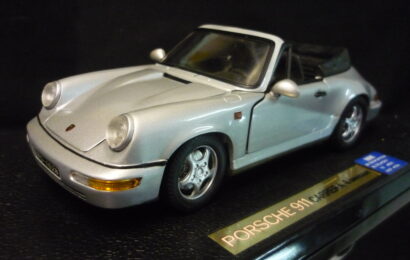 Porsche 911 Carrera 4 Anson 1/18