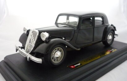 Citroen 15CV 1938 Bburago 1/24