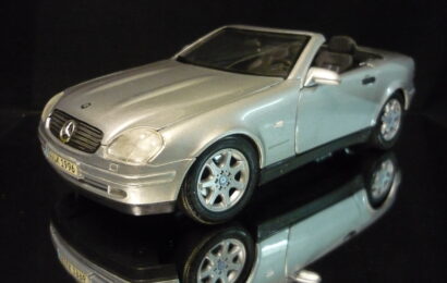 Mercedes Benz SLK 230 Maisto 1/18