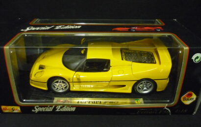 Ferrari F50 Hard Top 1995 Maisto 1/18