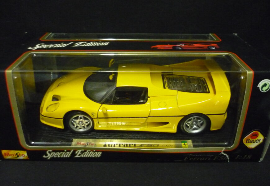 Ferrari F50 Hard Top 1995 Maisto 1/18